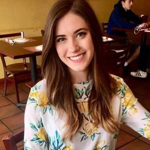 Meet your Posher, Stephanie